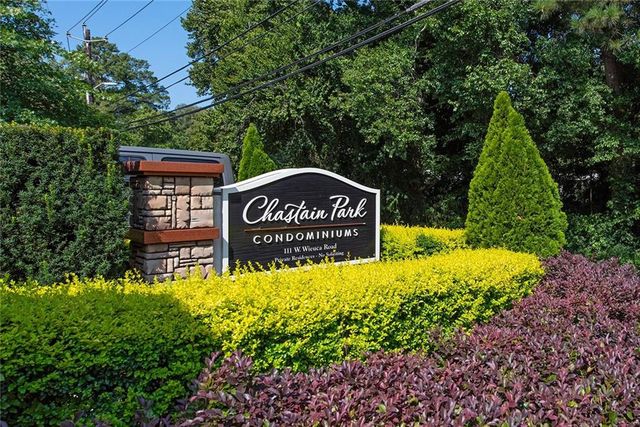 3076 Chastain Park Court NE, Atlanta, GA 30342