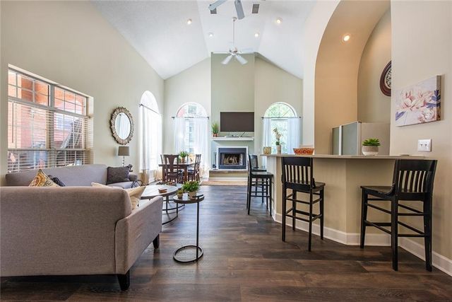 3076 Chastain Park Court NE, Atlanta, GA 30342