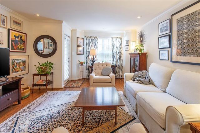 3076 Chastain Park Court NE, Atlanta, GA 30342