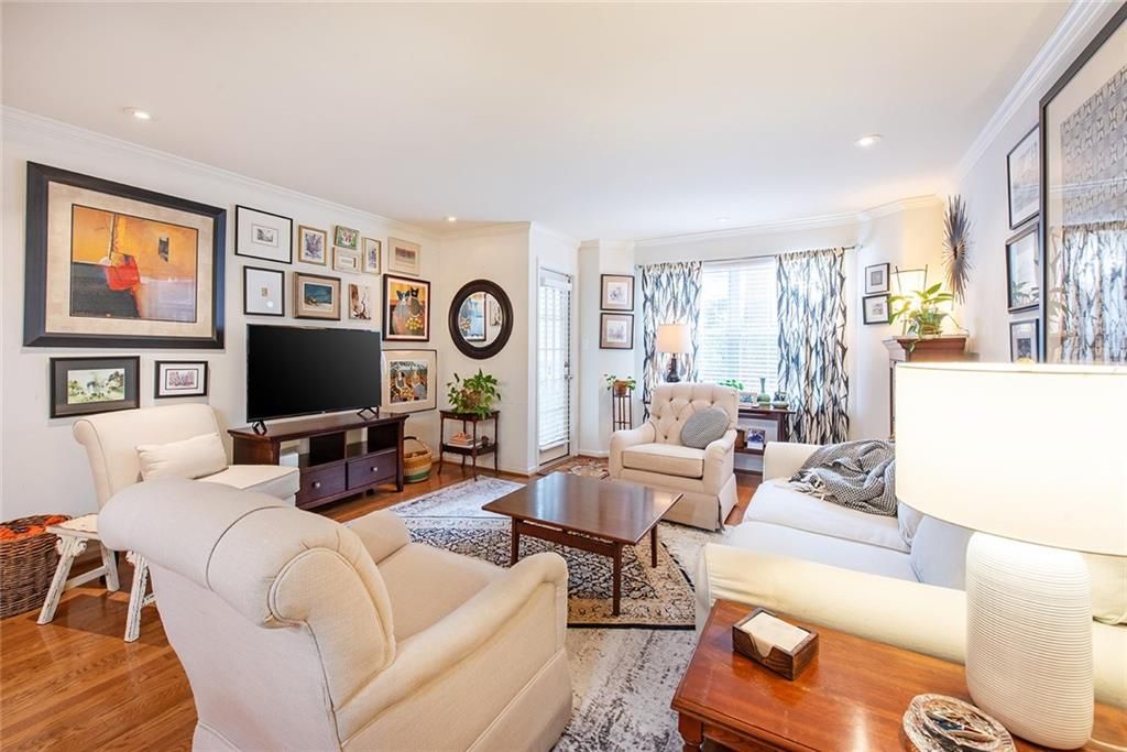 3076 Chastain Park Court NE, Atlanta, GA 30342