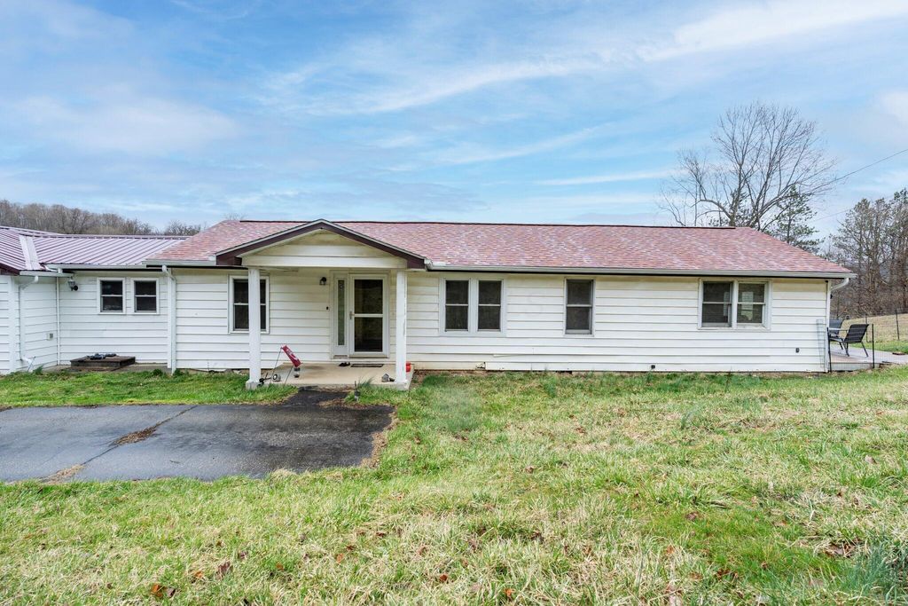 3661 Lick Run Road, Chillicothe, OH 45601