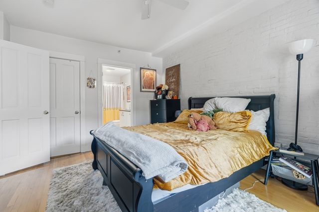 32 Yarmouth St A, Boston, MA 02118