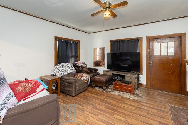 726 Morton Avenue, Des Moines, IA 50316