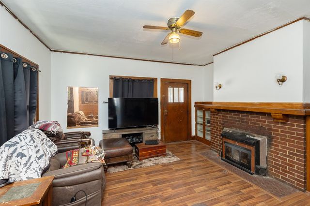 726 Morton Avenue, Des Moines, IA 50316