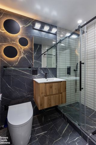555 Kappock St Apt 12G, New York City, NY 10463