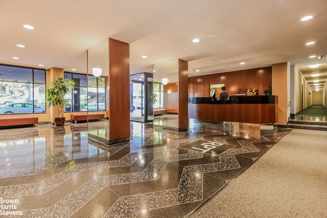 555 Kappock St Apt 12G, New York City, NY 10463