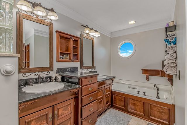 1668 Harbor Dr., North Myrtle Beach, SC 29582
