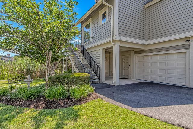 1668 Harbor Dr., North Myrtle Beach, SC 29582