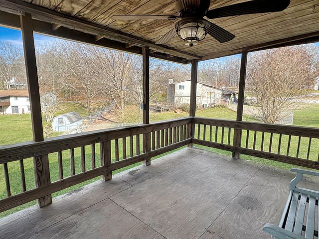 301 Wildlife Rd, Dover, TN 37058