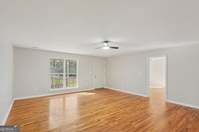 2024 Fischer Road, Sharpsburg, GA 30277