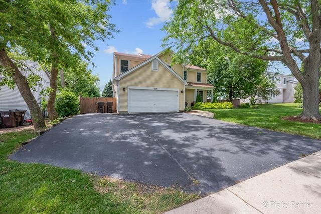1911 Pine Drive, Mchenry, IL 60051