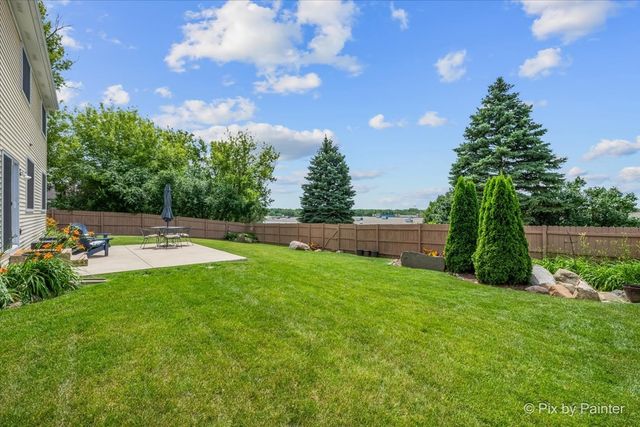 1911 Pine Drive, Mchenry, IL 60051