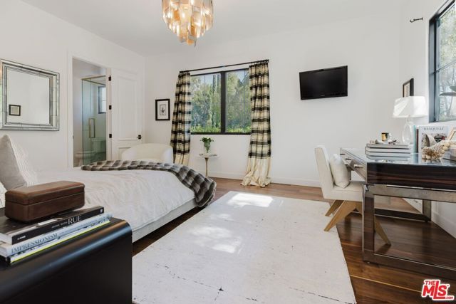 5192 Parkway Calabasas, Calabasas, CA 91302