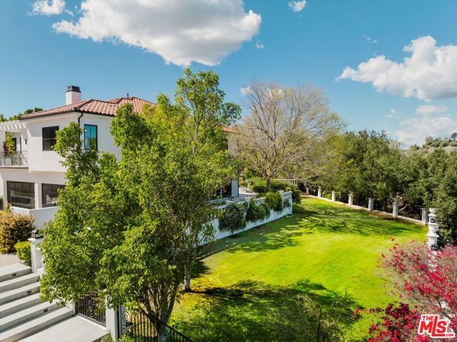 5192 Parkway Calabasas, Calabasas, CA 91302