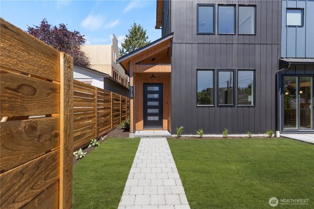 510 N 92nd Street, Seattle, WA 98103