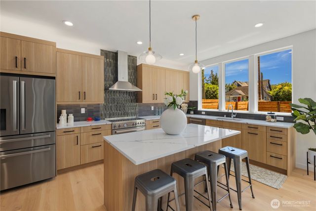 510 N 92nd Street, Seattle, WA 98103
