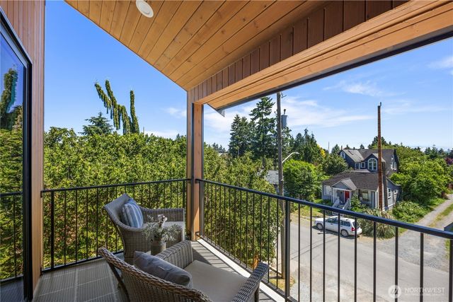 510 N 92nd Street, Seattle, WA 98103