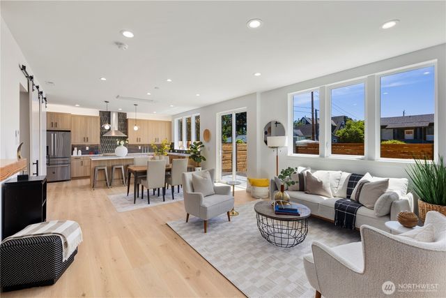 510 N 92nd Street, Seattle, WA 98103