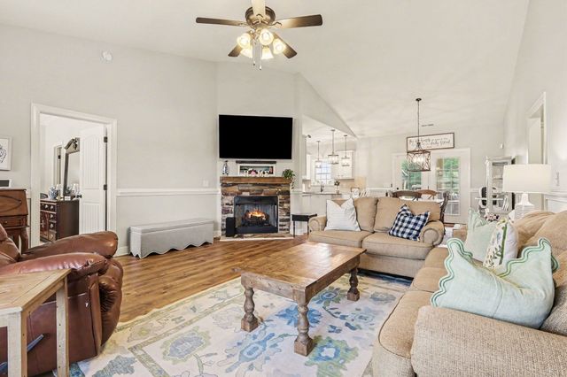 229 Tedpace Street, Princeton, NC 27569