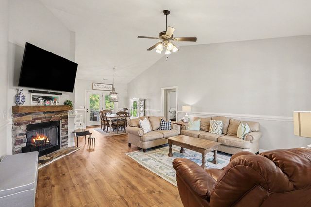 229 Tedpace Street, Princeton, NC 27569