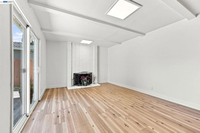 6963 Portage Rd, Dublin, CA 94568