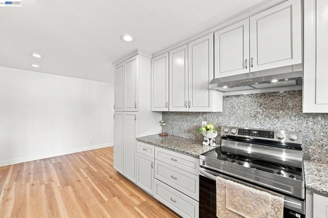 6963 Portage Rd, Dublin, CA 94568