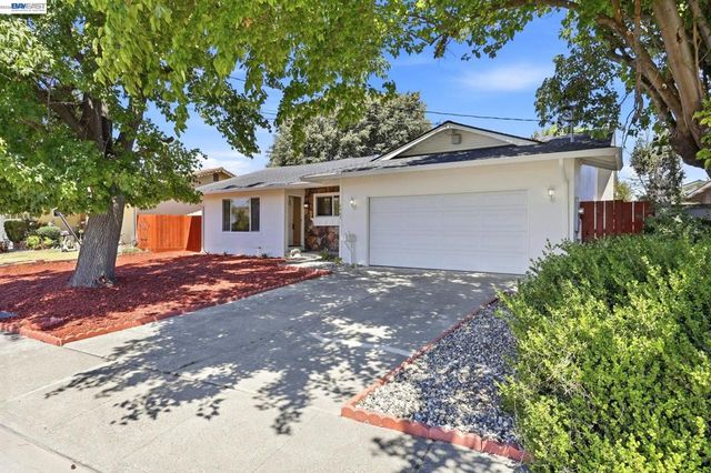 6963 Portage Rd, Dublin, CA 94568