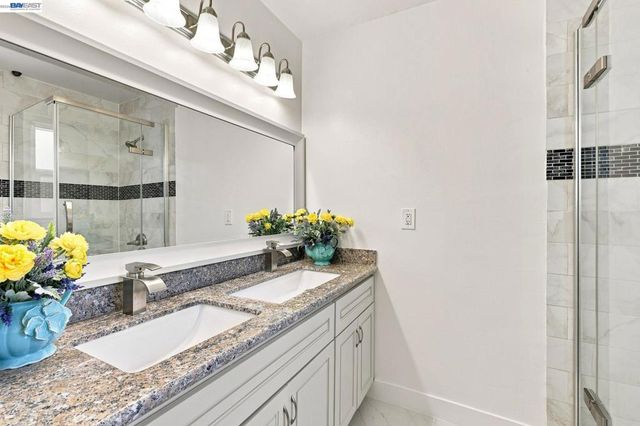 6963 Portage Rd, Dublin, CA 94568