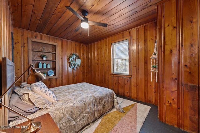 314 Pond View Court, Hampstead, NC 28443