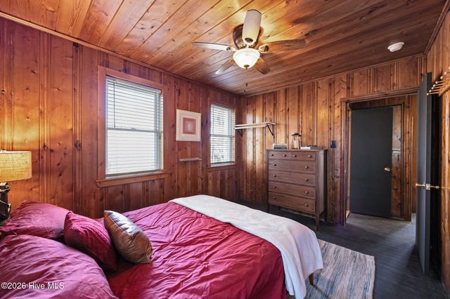 314 Pond View Court, Hampstead, NC 28443