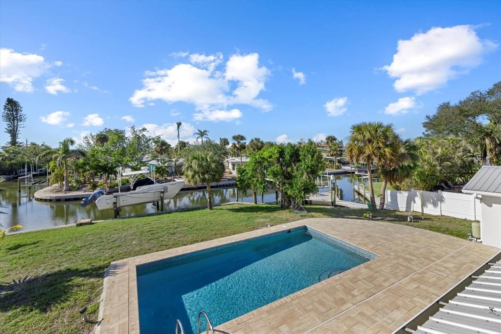 Image 41 of property listing at 5164 WINDWARD AVENUE, Sarasota, FL 34242