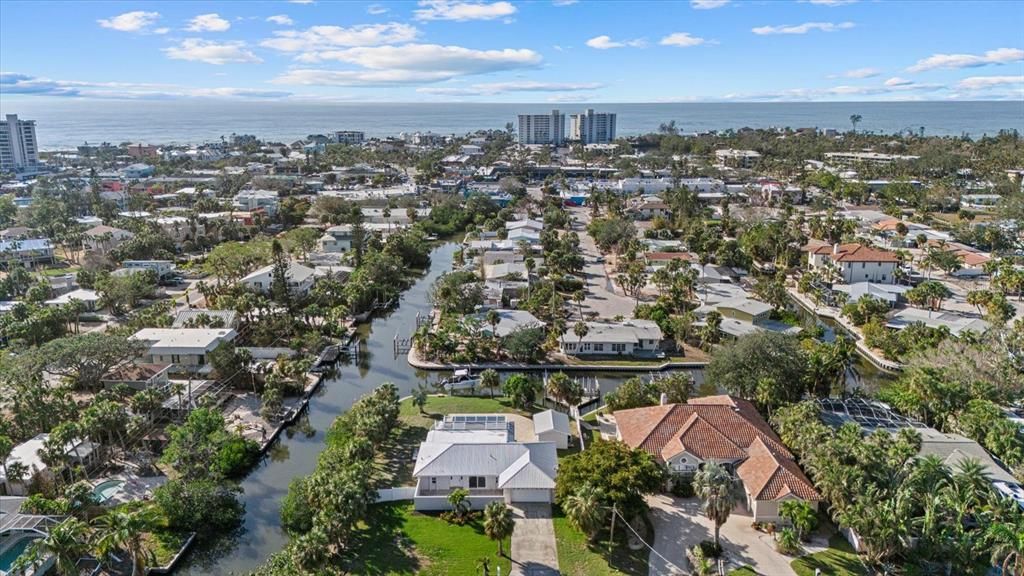 Image 53 of property listing at 5164 WINDWARD AVENUE, Sarasota, FL 34242