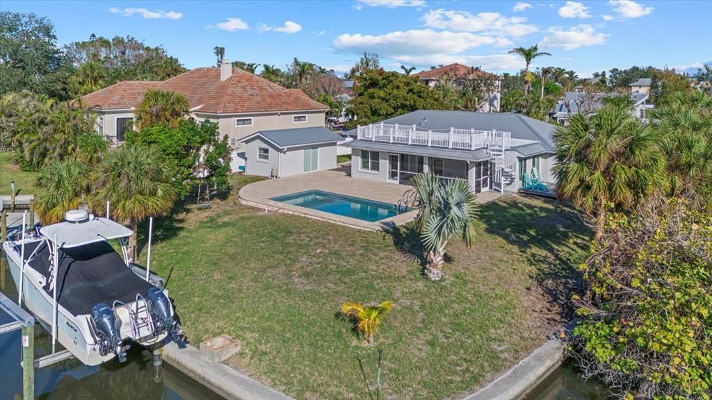 Image 60 of property listing at 5164 WINDWARD AVENUE, Sarasota, FL 34242