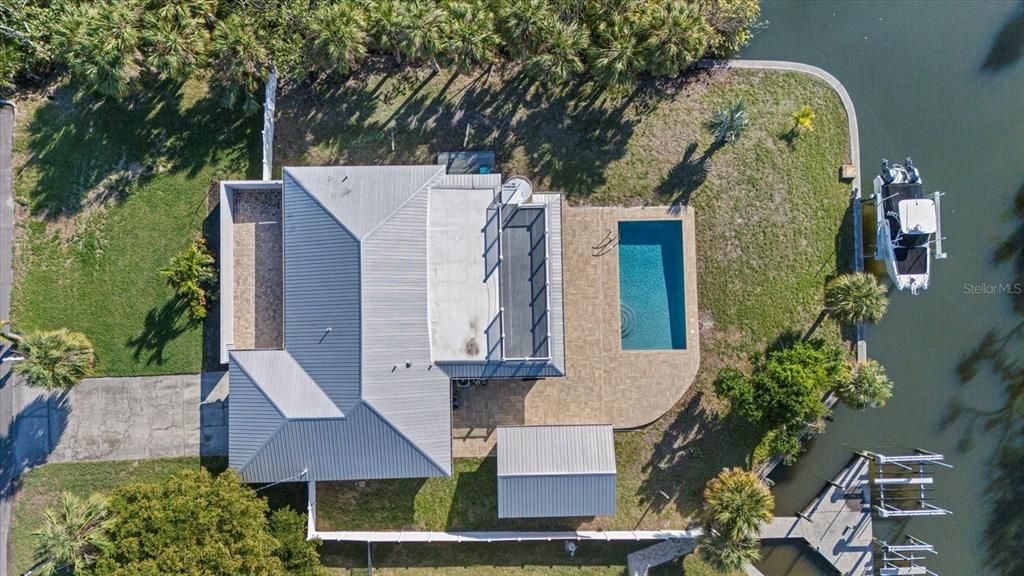 Image 62 of property listing at 5164 WINDWARD AVENUE, Sarasota, FL 34242