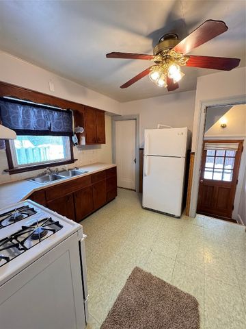 3509 MAPLE Street, Erie, PA 16508