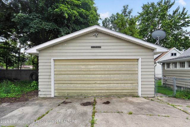 5211 Bogart Street, Lansing, MI 48911