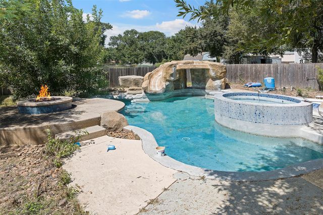 15915 Mueschke Road, Cypress, TX 77433