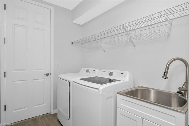 14559 Edgewater CIR, Naples, FL 34114