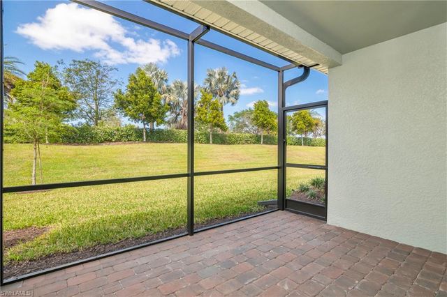 14559 Edgewater CIR, Naples, FL 34114