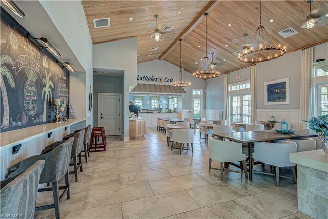 14559 Edgewater CIR, Naples, FL 34114