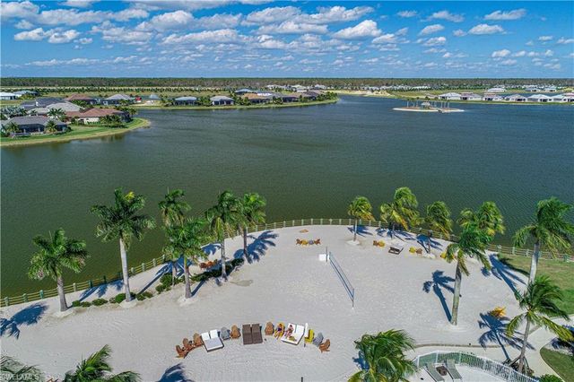 14559 Edgewater CIR, Naples, FL 34114