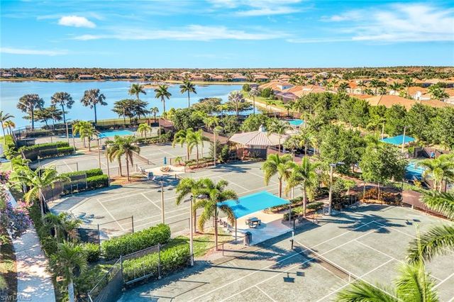 14559 Edgewater CIR, Naples, FL 34114