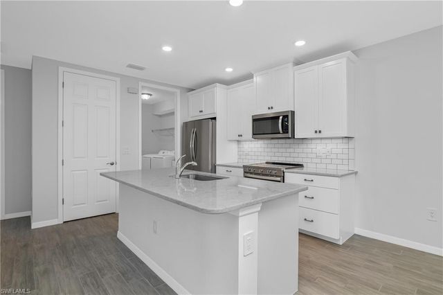 14559 Edgewater CIR, Naples, FL 34114