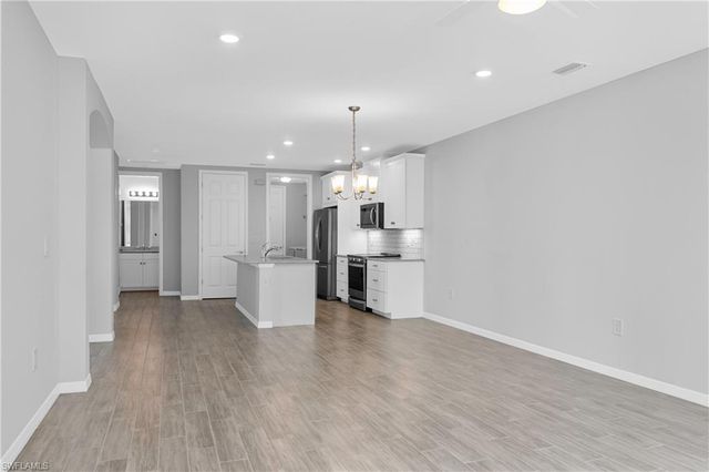 14559 Edgewater CIR, Naples, FL 34114