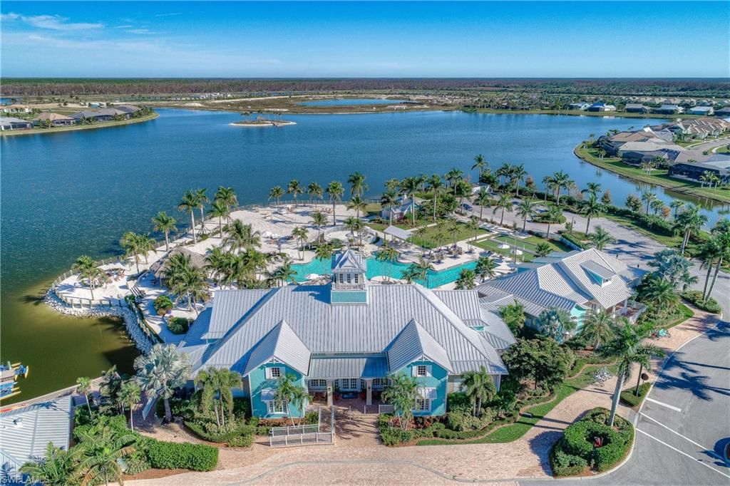 14559 Edgewater CIR, Naples, FL 34114