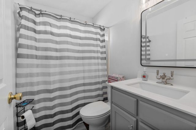 2960 WOODLAND ELM CV S, Lakeland, TN 38002