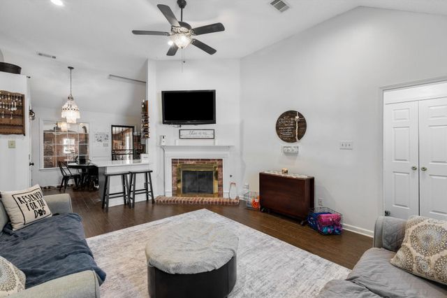 2960 WOODLAND ELM CV S, Lakeland, TN 38002