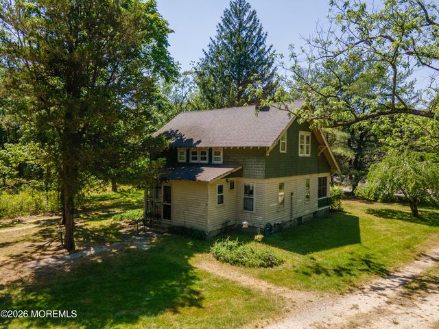 6 Evergreen Drive, Jackson, NJ 08527