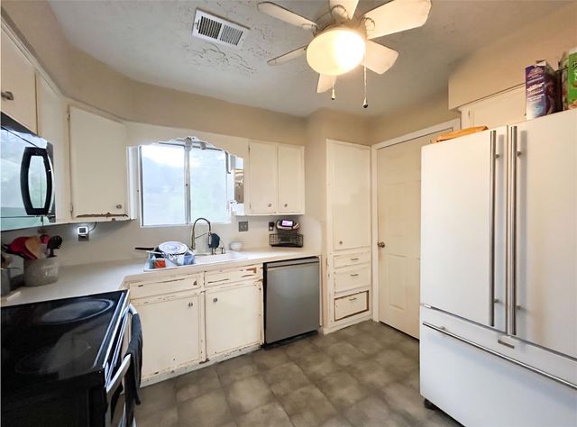 12403 Huntington Field Drive, Houston, TX 77099