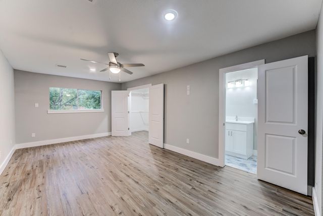 5535 Elm Springs Drive, Houston, TX 77048